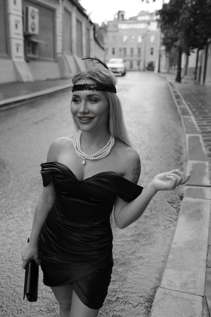 Donna Simona 3